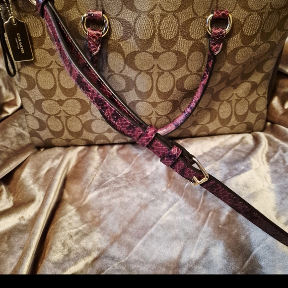 Coach Mia Satchel in signature canvas with python-embossed leather trim Strap - Picture 3 of 11